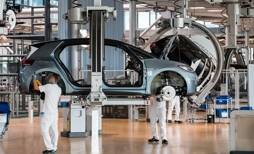 Ủy ban châu Âu phê chuẩn thương vụ Volkswagen bán cổ phần