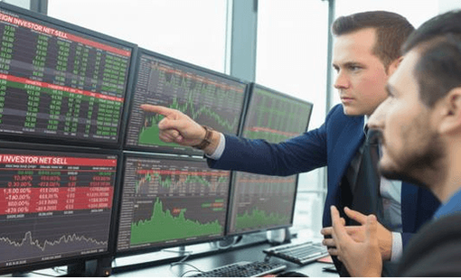 Một thế lực "xả" 80.000 tỷ đồng cổ phiếu từ đầu năm, chuyên gia Dragon Capital chỉ ra tín hiệu đáng chú ý