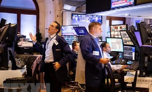 Chỉ số S&P 500 và Nasdaq đồng loạt giảm điểm do sức ép từ cổ phiếu công nghệ