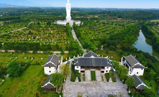 Bất động sản tâm linh: Doanh nghiệp nhìn thấy cơ hội nhưng vẫn dè chừng