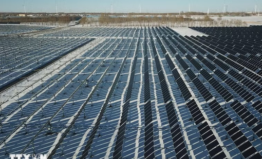 Mỹ dự kiến áp thuế 15% lên mặt hàng polysilicon để bảo vệ sản xuất trong nước
