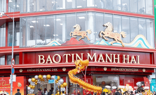 Bảo Tín Mạnh Hải: Có 7 giao dịch nhận đặt cọc vàng miếng là do bị rách vỏ bao bì, phải chuyển đến SJC để đóng lại