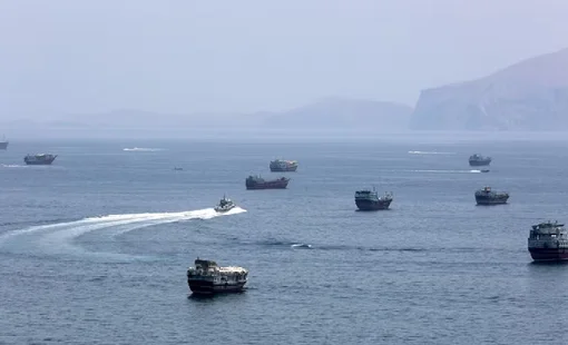 Mỹ: Lượng dầu vận chuyển qua eo biển Hormuz đạt mức cao nhất trong 6 tháng