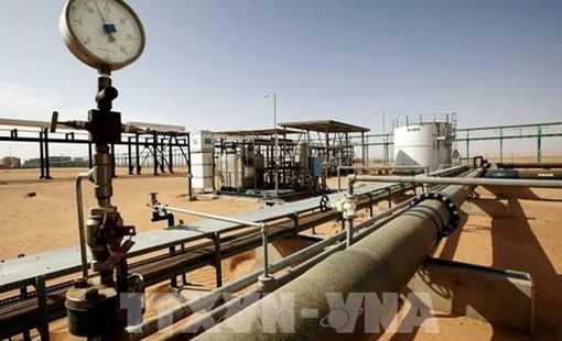 Giá dầu giảm khi nguồn cung từ Saudi Arabia tăng trở lại