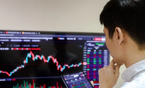 Lãi suất và VN-Index có thực sự “ngược đường”? Chuyên gia chỉ ra một thay đổi đáng chú ý