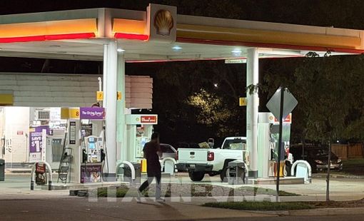 Giá dầu diesel tại Mỹ chạm đỉnh lịch sử do xung đột toàn cầu