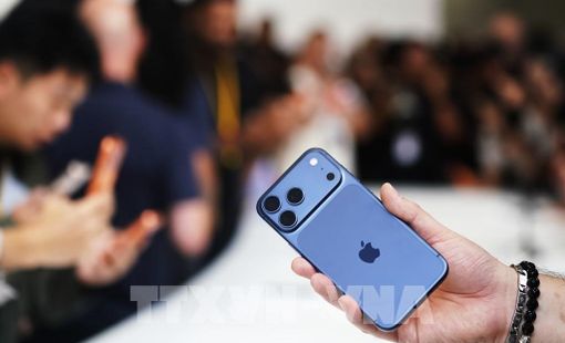 iPhone gập của Apple có nguy cơ khan hàng khi mở bán