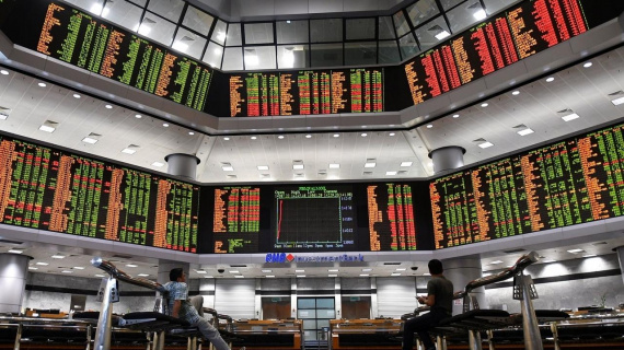 IMF cảnh báo châu Á về tình trạng nợ cao và rút vốn mạnh