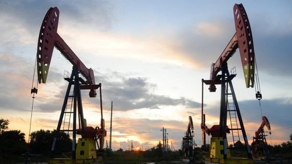 Thị trường năng lượng toàn cầu có bước ngoặt mới: Mỹ xả thêm 15 triệu thùng dầu