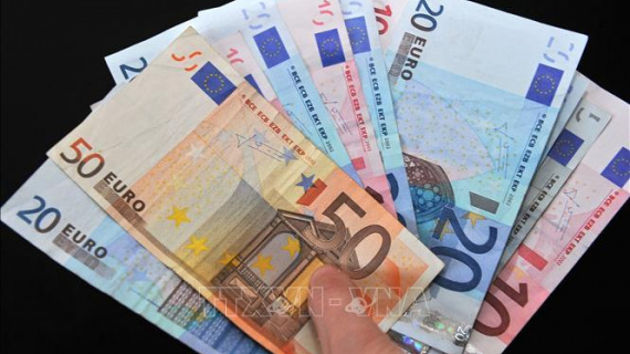 Lạm phát ở Eurozone lên mức cao kỷ lục gần 10%