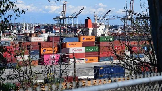 Khu vực nào được hưởng lợi trong cạnh tranh thương mại Mỹ-Trung?