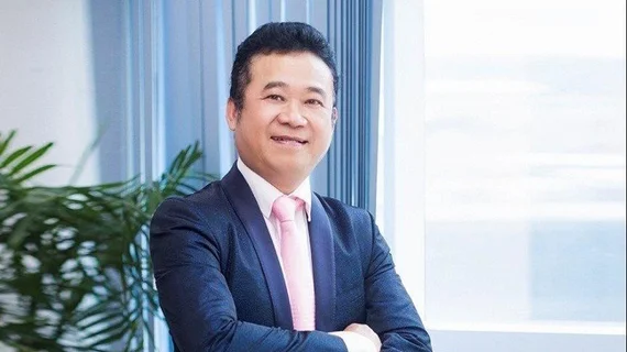 Vừa đăng ký mua vào 50 triệu cổ phiếu KBC, ông Đặng Thành Tâm đính chính giảm một nửa