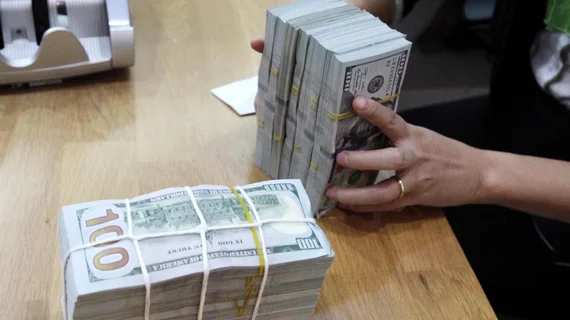 Tỷ giá USD/VND vừa tăng trên thị trường liên ngân hàng
