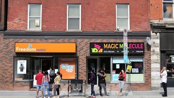 Nền kinh tế Canada đang 