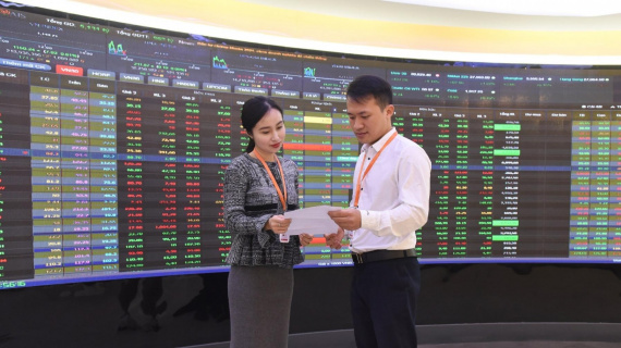 Tránh FOMO, chiến lược giải ngân cổ phiếu cần có sự tính toán