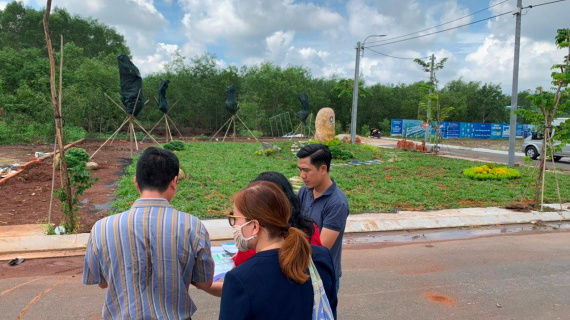 Động thái của các nhà đầu tư “khôn ngoan” khi thị trường bất động sản nhiều biến động