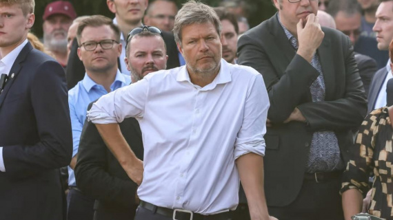 Đức đối mặt với khủng hoảng kinh tế khi Nga giảm nguồn cung năng lượng