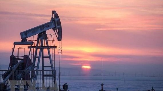OPEC lần thứ ba hạ dự báo tăng trưởng nhu cầu dầu năm 2022
