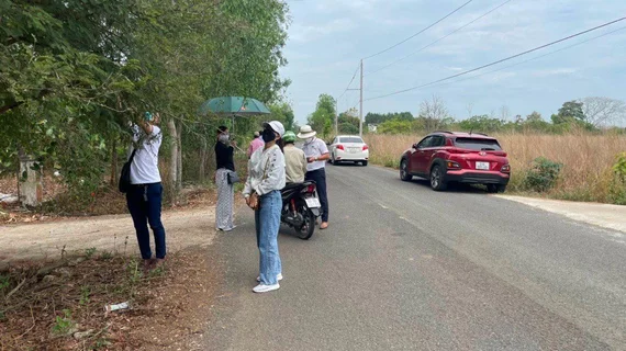 Nhiều nhà đầu tư “nóng lòng” để lướt sóng bất động sản, kì vọng thị trường thay đổi cục diện vào cuối năm