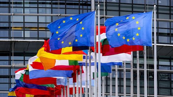 OECD dự báo Nga và Đức rơi vào suy thoái khi triển vọng kinh tế toàn cầu u ám