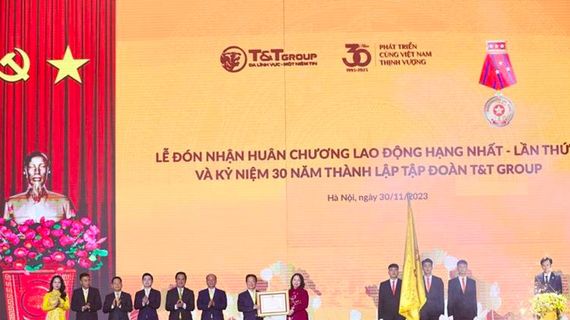 T&T Group đón nhận Huân chương Lao động hạng Nhất lần thứ 3 và kỷ niệm 30 năm thành lập tập đoàn