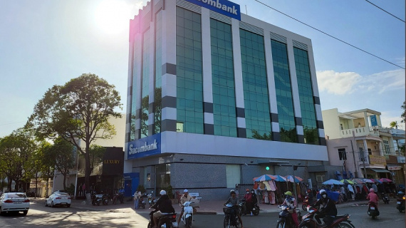 Vụ mất 47 tỷ gửi ở Sacombank: Có bằng chứng vay mượn, hợp tác làm ăn ngoài xã hội