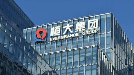 Evergrande công bố kế hoạch gỡ 