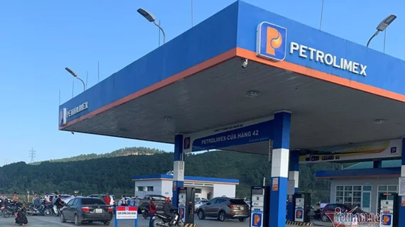 “Doanh nghiệp xăng dầu gặp khó không phải do ngân hàng”