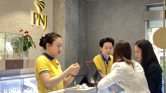 Doanh thu quý 1 giảm, PNJ vẫn báo lãi tăng