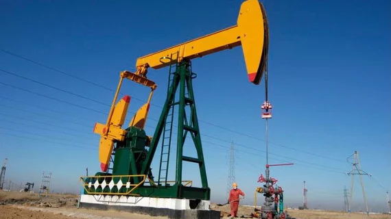 Thị trường dầu thế giới không ngừng biến động mạnh sau động thái bất ngờ từ OPEC