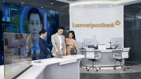 Người dân ồ ạt rút tiền vì lo ngân hàng vỡ nợ, Lienvietpostbank nói gì?