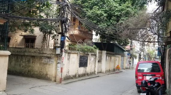 Sự thật ngã ngửa đằng sau thông tin môi giới chào bán nhà đất giữa trung tâm Hà Nội giá hơn 1 tỷ, ô tô đỗ cửa