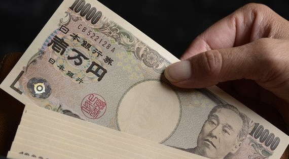 Đồng Yen của Nhật Bản mất giá kỷ lục so với đồng Franc của Thụy Sỹ