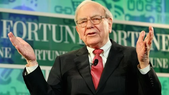 Warren Buffett bất ngờ 