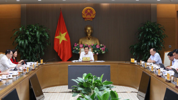 Phó thủ tướng: Các ngân hàng cần tiết giảm chi phí, thiết lập mặt bằng lãi suất hợp lý