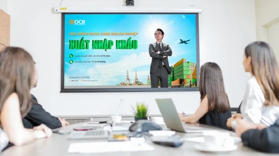 OCB giảm 2,7% lãi suất vay USD cho doanh nghiệp xuất nhập khẩu