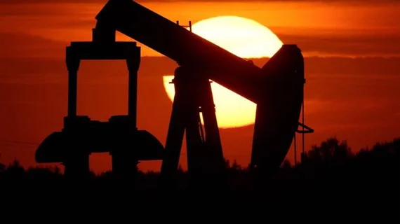 Những yếu tố kéo giá dầu sụt rất mạnh trong tuần