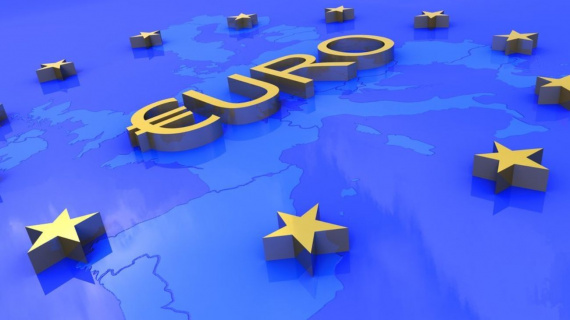 ECB vẫn quyết nâng lãi suất bất chấp kinh tế suy thoái