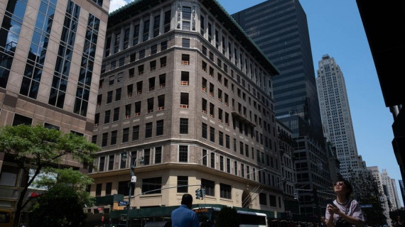 500 tỷ USD tiết kiệm bổ sung đã giúp ngăn kinh tế Mỹ không suy thoái?