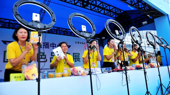 Bán hàng trực tuyến tại Trung Quốc đang bước sang kỷ nguyên mới như thế nào?