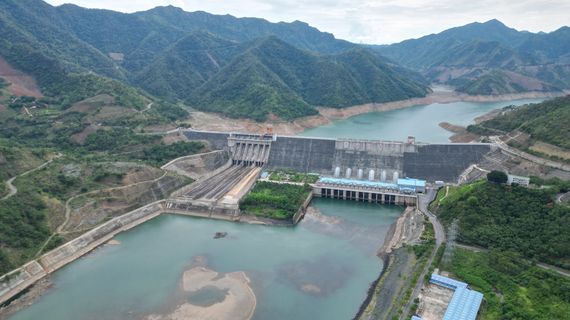 Kết quả kinh doanh ngành điện quý II/2023: Lợi nhuận “cạn” theo dòng nước