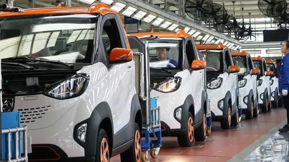 14 triệu lao động, 7% GDP và toàn ngành ô tô Châu Âu đang lao đao trước cơn bão xe điện Trung Quốc