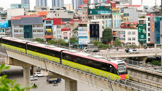 Hanoi Metro chưa đủ nhân lực vận hành tuyến đường sắt đô thị Nhổn