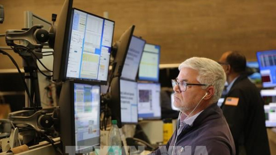 Chứng khoán Mỹ biến động trái chiều sau thông tin từ ngành bán lẻ