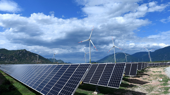 Năng lượng tái tạo Trung Nam báo lỗ 513 tỷ đồng