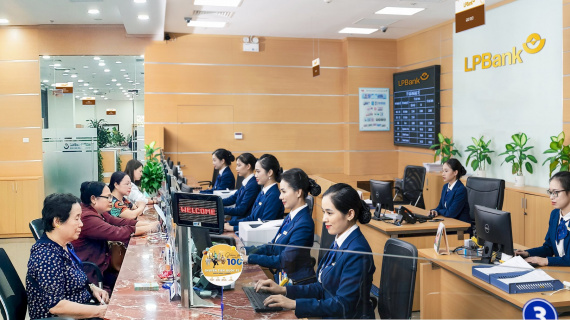 LPBank tiếp tục thay đổi phương án đổi tên, loại bỏ dấu ấn cổ đông lớn