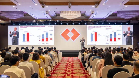 ĐHĐCĐ Techcombank: Đang xem xét tìm nhà đầu tư chiến lược