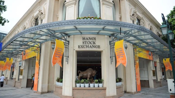 HNX công bố 6 doanh nghiệp có khả năng bị hủy niêm yết, 69 cổ phiếu bị cắt margin