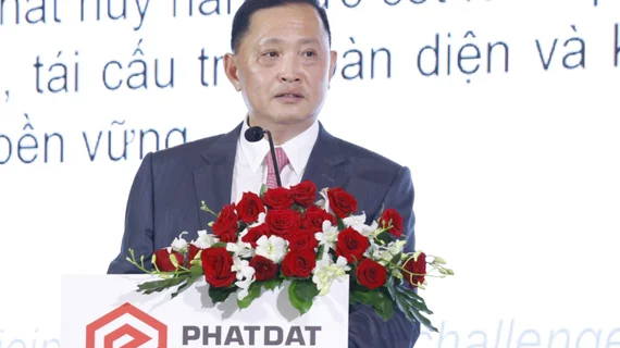 Chủ tịch Phát Đạt và công ty liên quan đăng ký mua gần 64 triệu cổ phiếu PDR