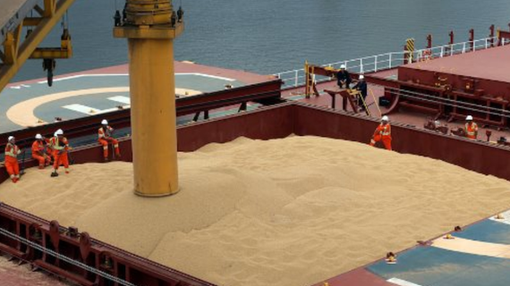 Một loạt mặt hàng Việt Nam nhập khẩu nhiều top đầu thế giới đang tăng giá mạnh, chuyện gì xảy ra?